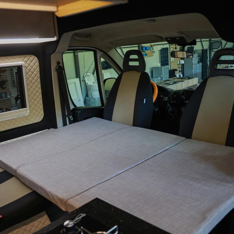 Fiat Ducato L4H2 за 4 лица (2016год