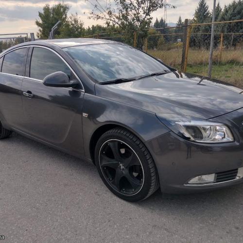 Opel Insignia 2011