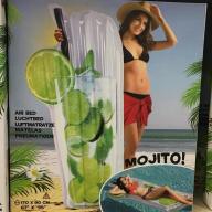 Душек на надувување во форма на мохито