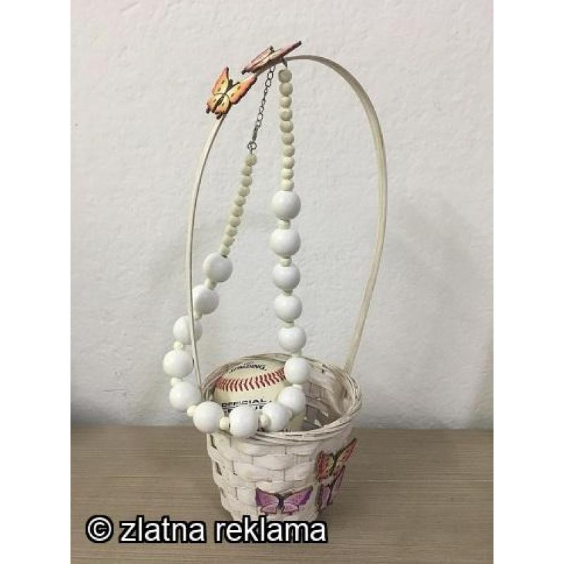 Бело герданче со топчиња