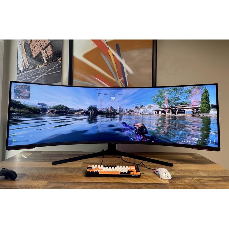 Се продава SAMSUNG 57 Odyssey Neo G9 Monitor