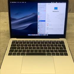 Macbook Pro 2017 godina