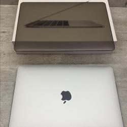 Macbook Pro 2017 godina