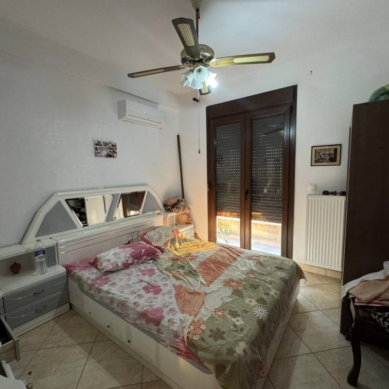 Se prodava kuka vo Nea Iraklija, Halkidiki