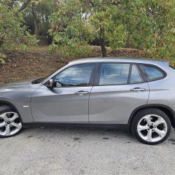 Se prodava BMW X1 X -DRIVE