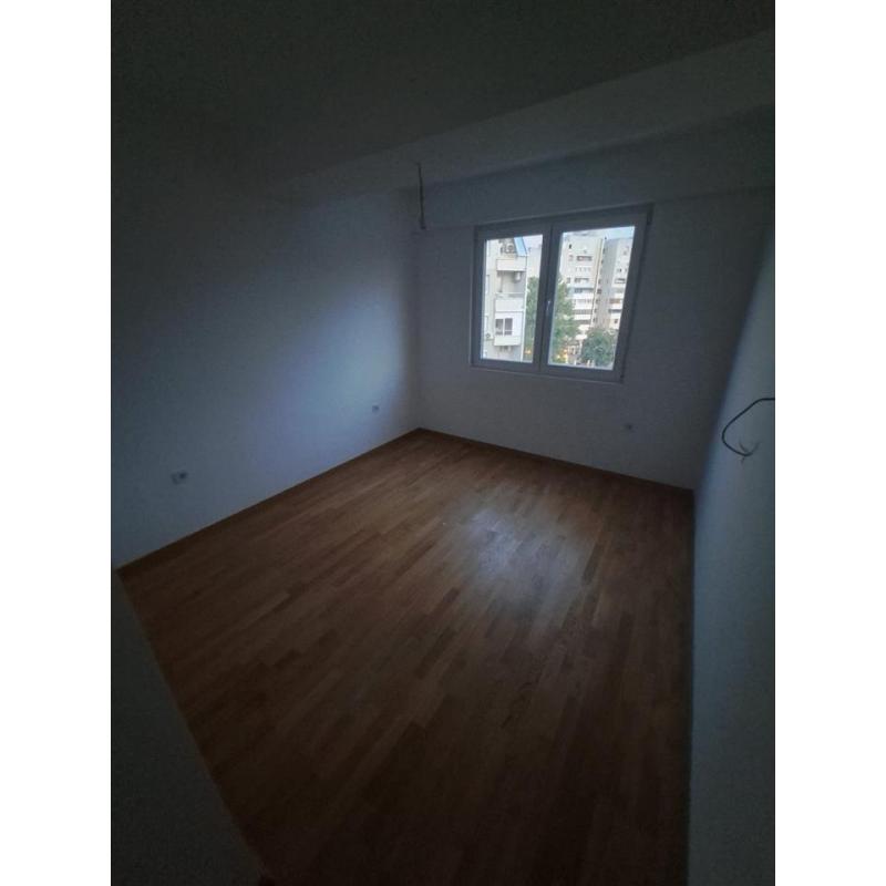 Nov Stan karshi Porta Vlae