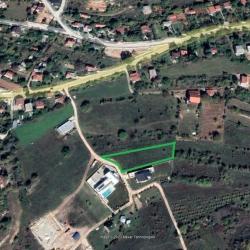 Plac 1880 m2, gradezno zemjiste, vo Dolno Sonje