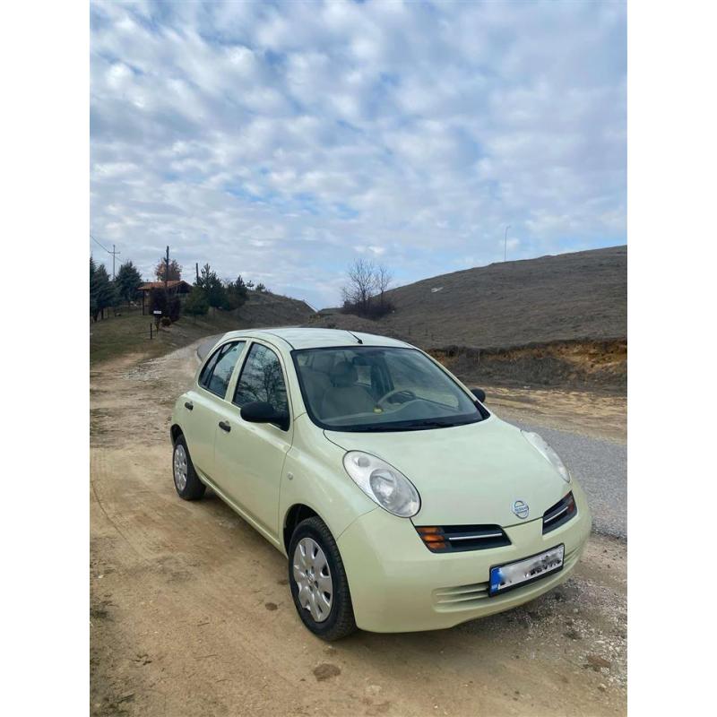 Se prodava Nissan Micra 2005 godina