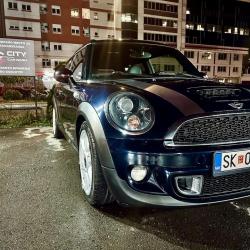 Се продава Mini Cooper Clubman SD Hampton 143ps
