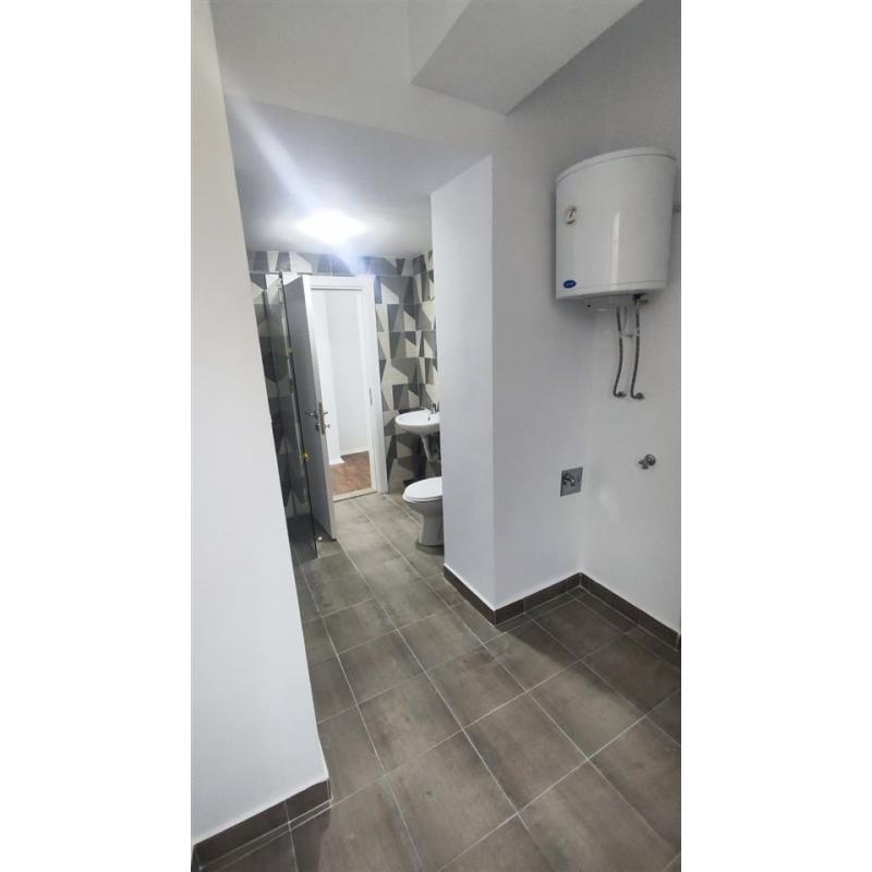 Renoviran Stan so dvor karshi Avioncheto 84m2 100m2