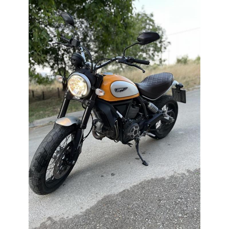 Ducati Scrambler Classic motor