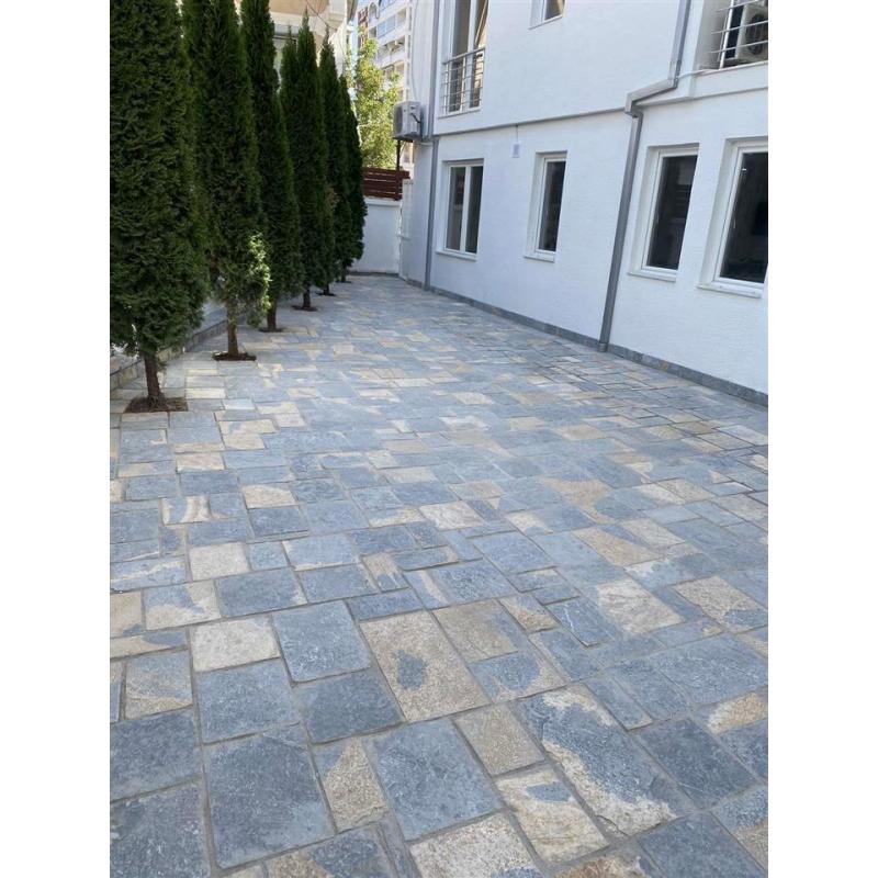 Vila so 8 Apartmani na Kej na Ohridsko Ezero
