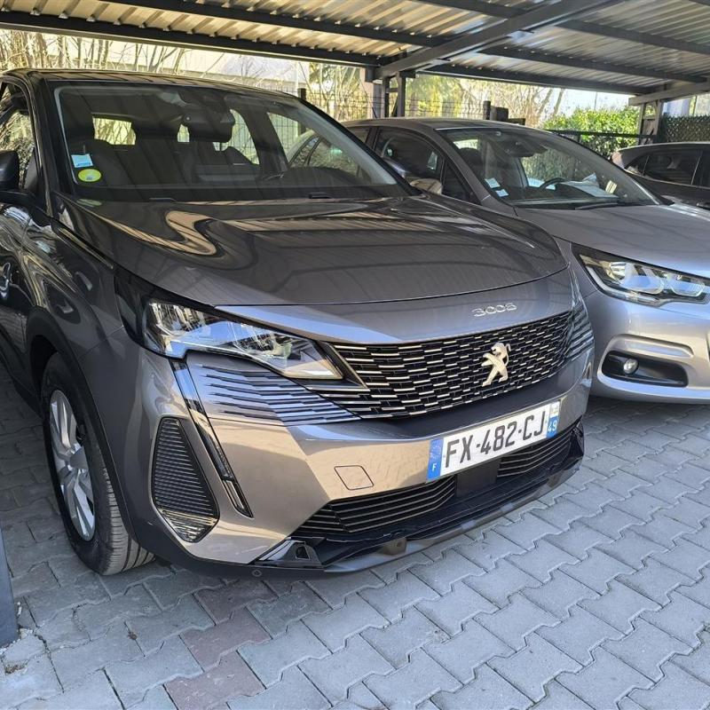 Peugeot 3008 1.5 Blue HDI 130KS 2022 godina
