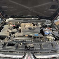 Se Prodava Mitsubishi Pajero 3.2