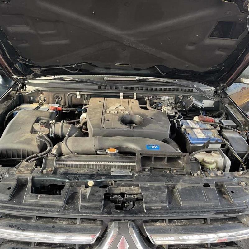 Se Prodava Mitsubishi Pajero 3.2