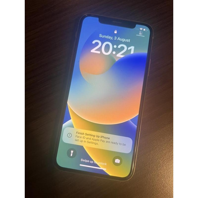 iPhone X 256GB бел