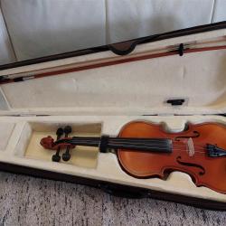 Se prodava koristena Violina