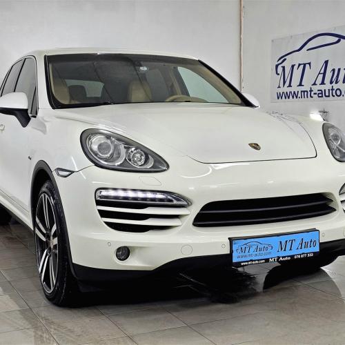PORSCHE CAYENNE 3.0D 245 KS, 2011 god