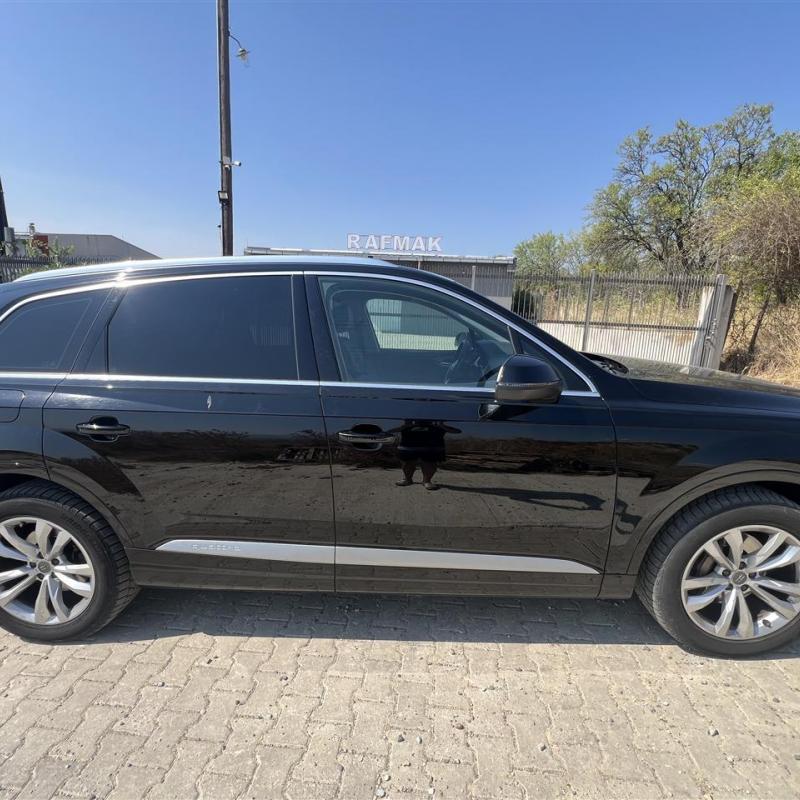 AUDI Q7 2017 godina, avtomatik, dizel