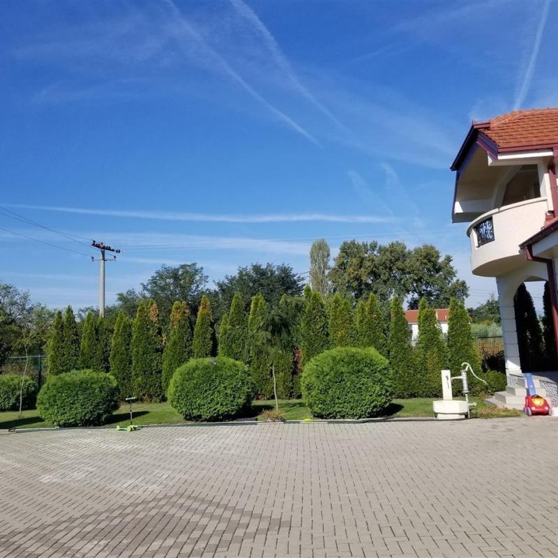 Nova kuka 300m2 vo Jurumleri