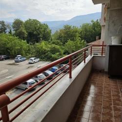 Se prodava namesten stan vo Centar na Ohrid