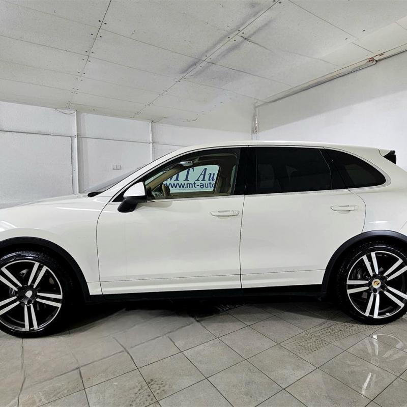 PORSCHE CAYENNE 3.0D 245 KS, 2011 god