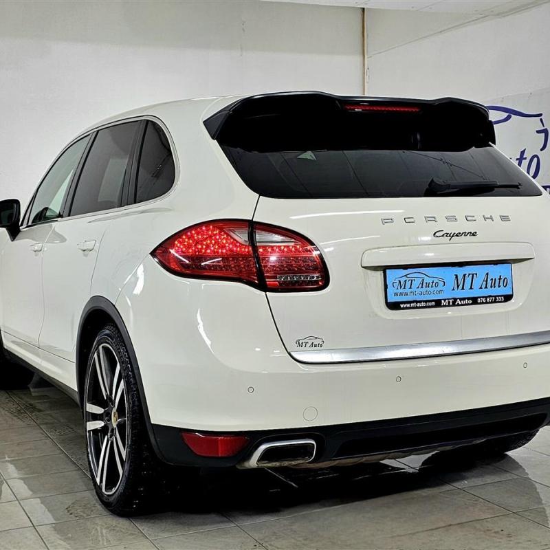 PORSCHE CAYENNE 3.0D 245 KS, 2011 god