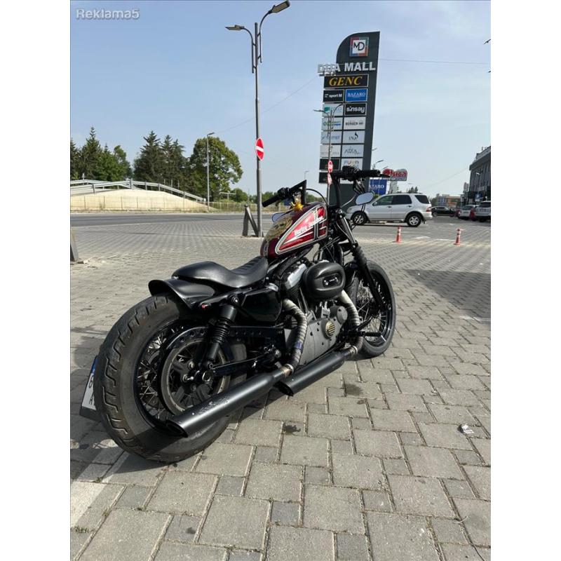 HARLEY DAVIDSON XL 1200 bobber
