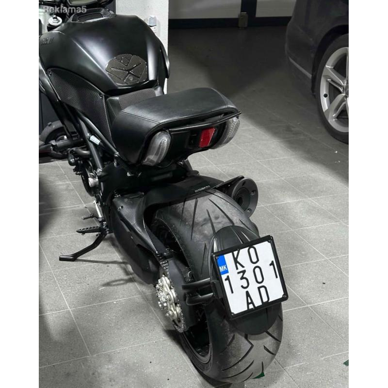 DUCATI DIAVEL 1200 CARBON EDITION 2017