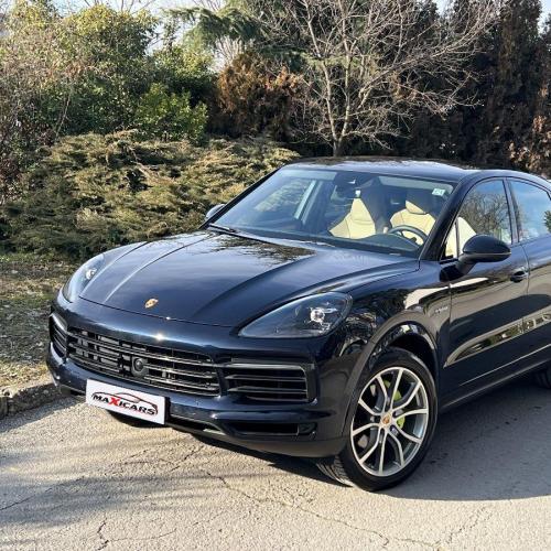 Porsche Cayenne Coupe E-Hybrid 2021