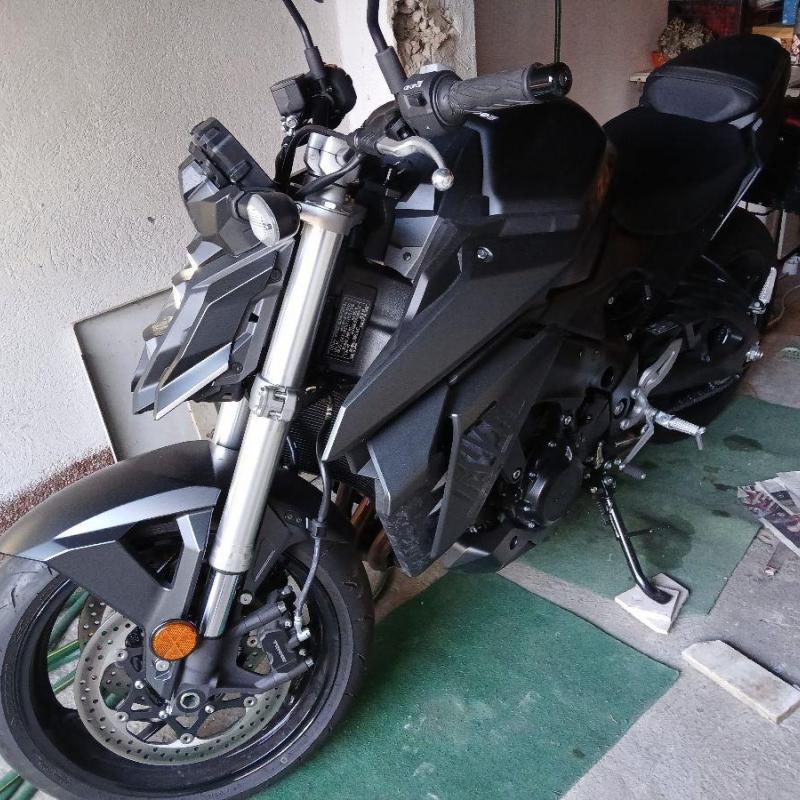 Suzuki GSX-X 950