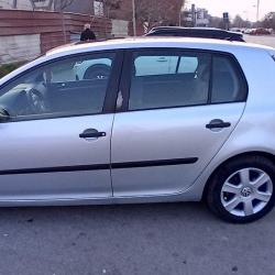 Se prodava golf5 1.9 tdi 4 motion