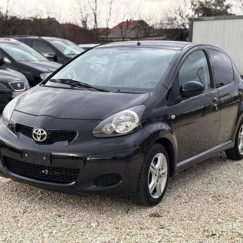 TOYOTA AYGO 1.0 BENZIN 50KW