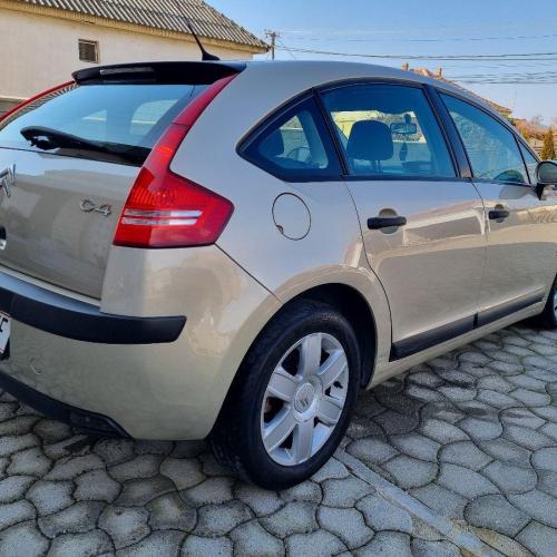 Citroen C4 - 1.4i / prv sopstvenik