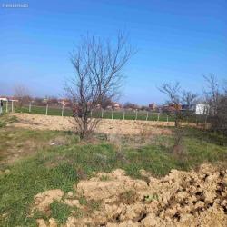 Se prodava plac dolno lisice so imoten list