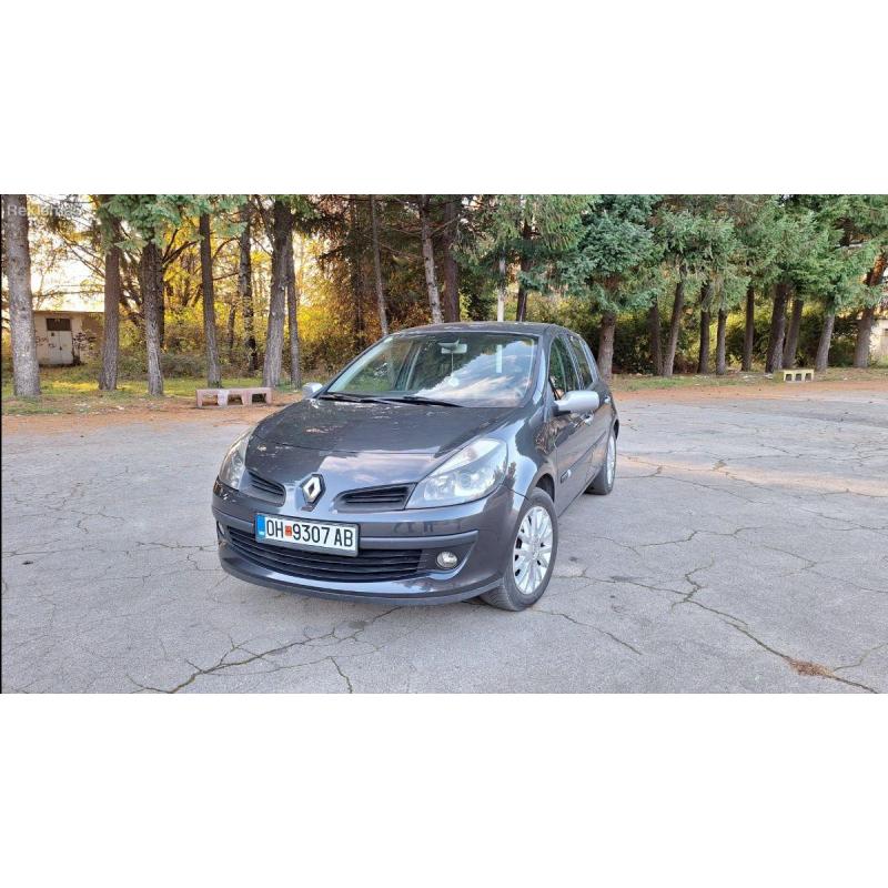 Renault Clio 2006 godina