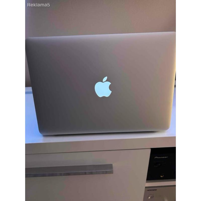 MacBook Air 13” - i 7 / 8 Gb/ 250 Hd