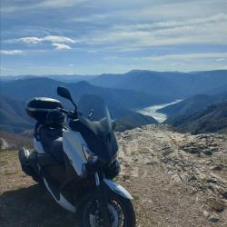 YAMAHA XMAX 400