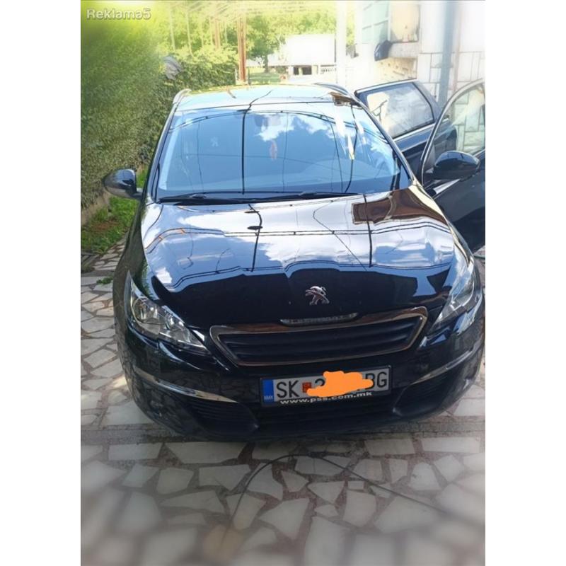Peugeot 308 2015 god