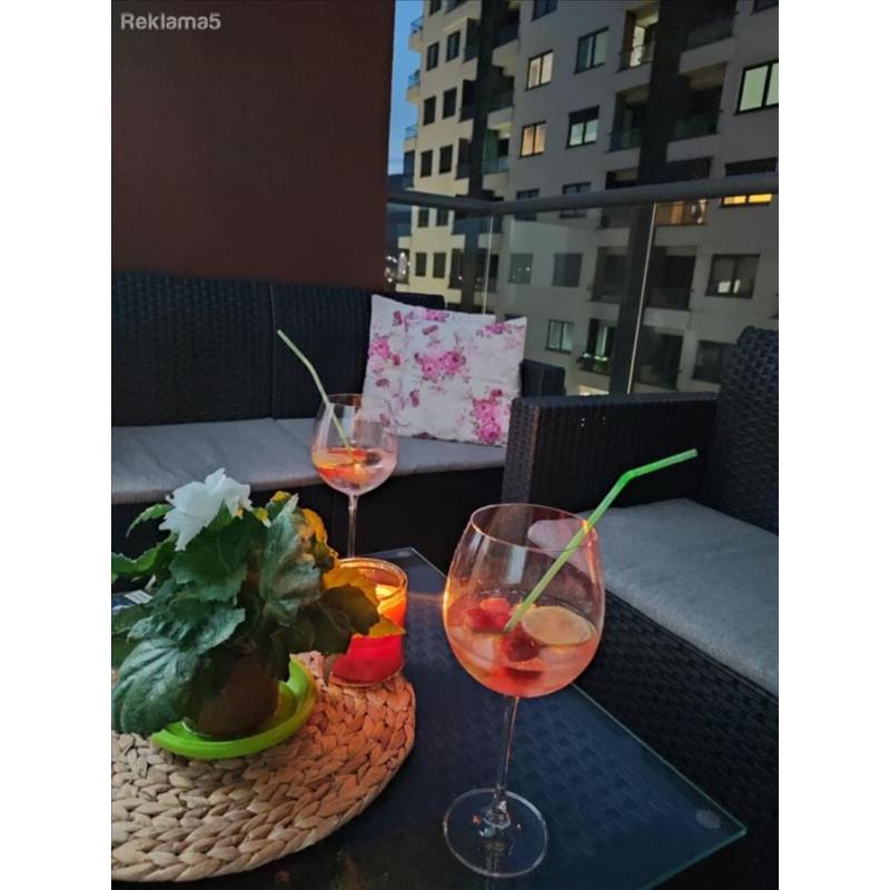 Гарсоњера во населба Аеродром