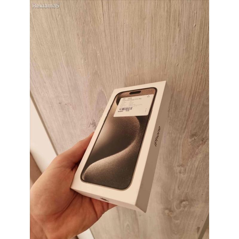 iPhone 15 Pro Max 256GB Titanium Grey