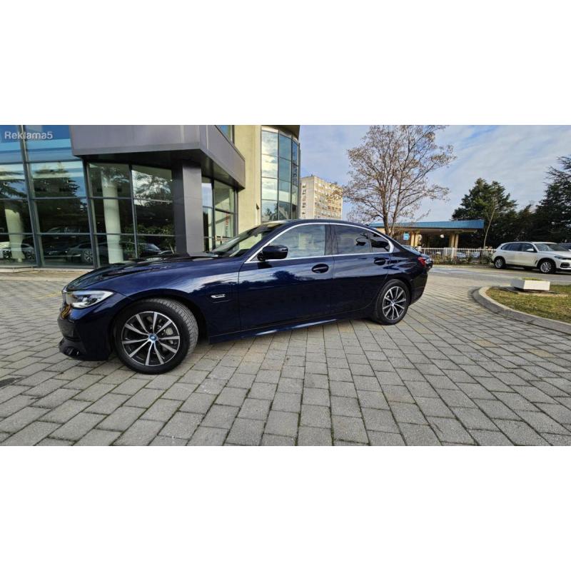 BMW 330 е - xDrive PHEV -Plug In Hybrid