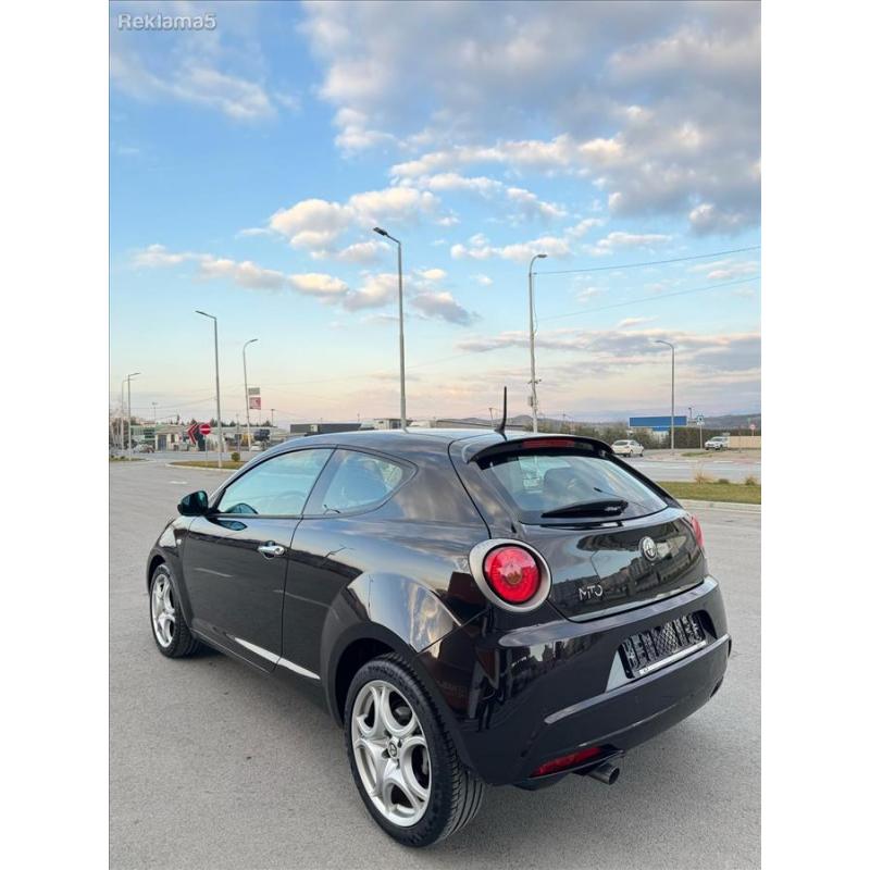 Alfa Romeo Mito 1.3mjet 62kw 2012 (Camera-Navi-Euro5)