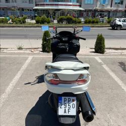 Suzuki Burgman AN400 2012 Pearl White