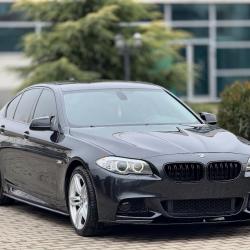 BMW F10 530d 245 PS *M-Paket* 2011 Godi TOP Sostojba