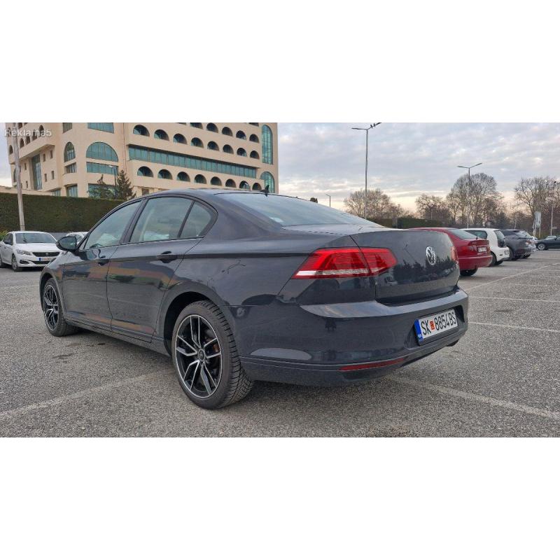 VW Passat B8 Facelift 2.0 TDI Перфектен!!!