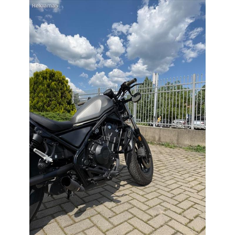 Se prodava Honda Rebel 500cc