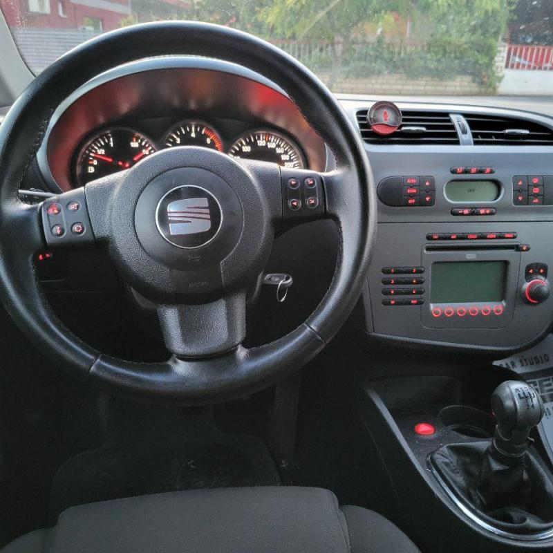 SEAT LEON 1.9 77KW 105 KS