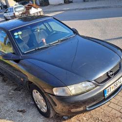 Opel vectra 1.8 vgraden dizna plin REG.. SO ZELEN Karton