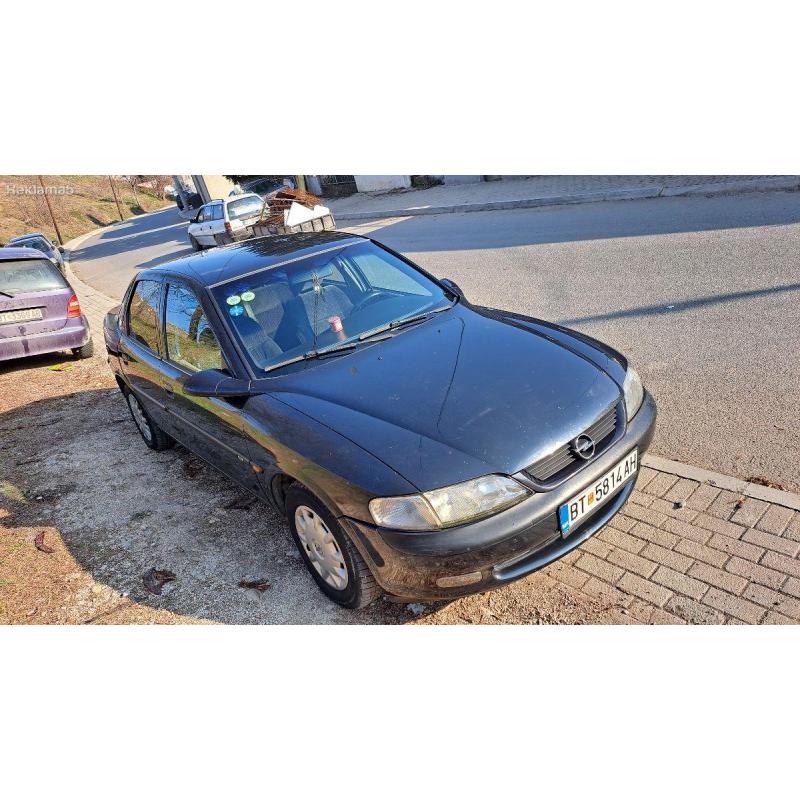 Opel vectra 1.8 vgraden dizna plin REG.. SO ZELEN Karton